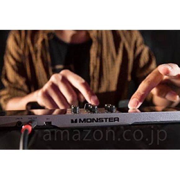 Monster GO DJ Portable Mixer Digital Turntable with LCD Touch Screen - Picture 2 of 7